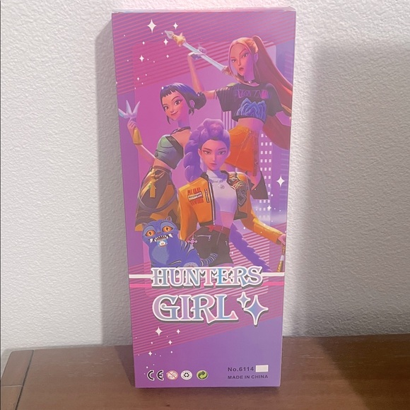 K Pop Demon Hunters Doll ~ Zoey 💙 - Picture 2 of 5